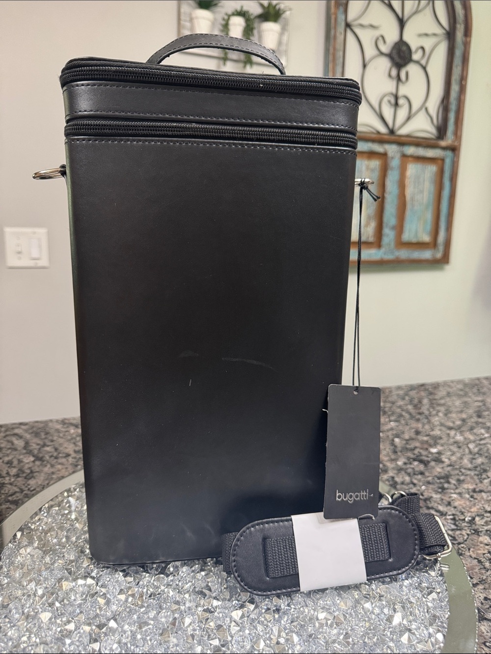 Bugatti Black wine beverage carrier with Removable Strap